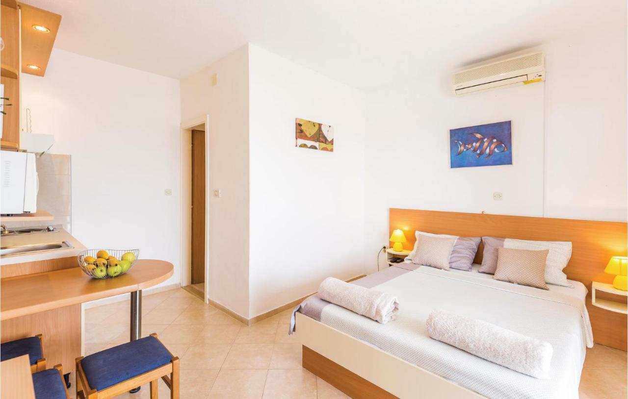 Lovely Apartment In Brela With House Sea View Exteriér fotografie